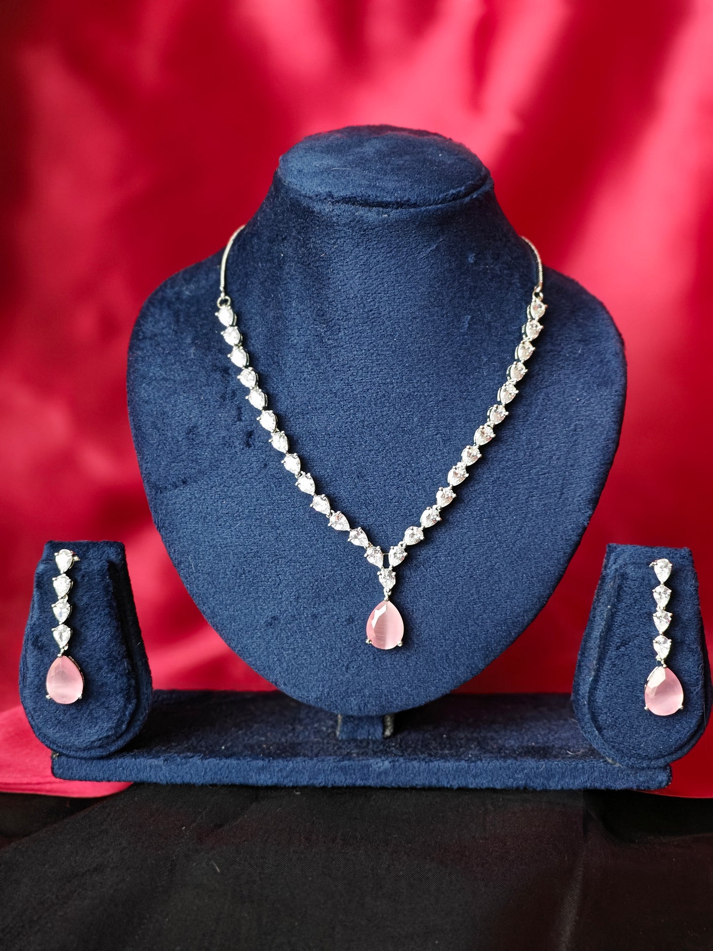 AD Necklace Set