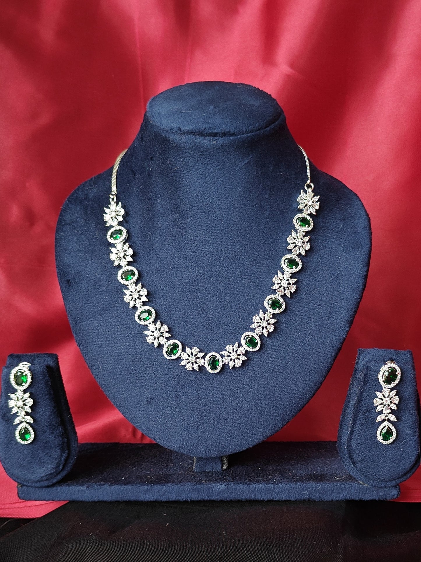 AD Necklace Set