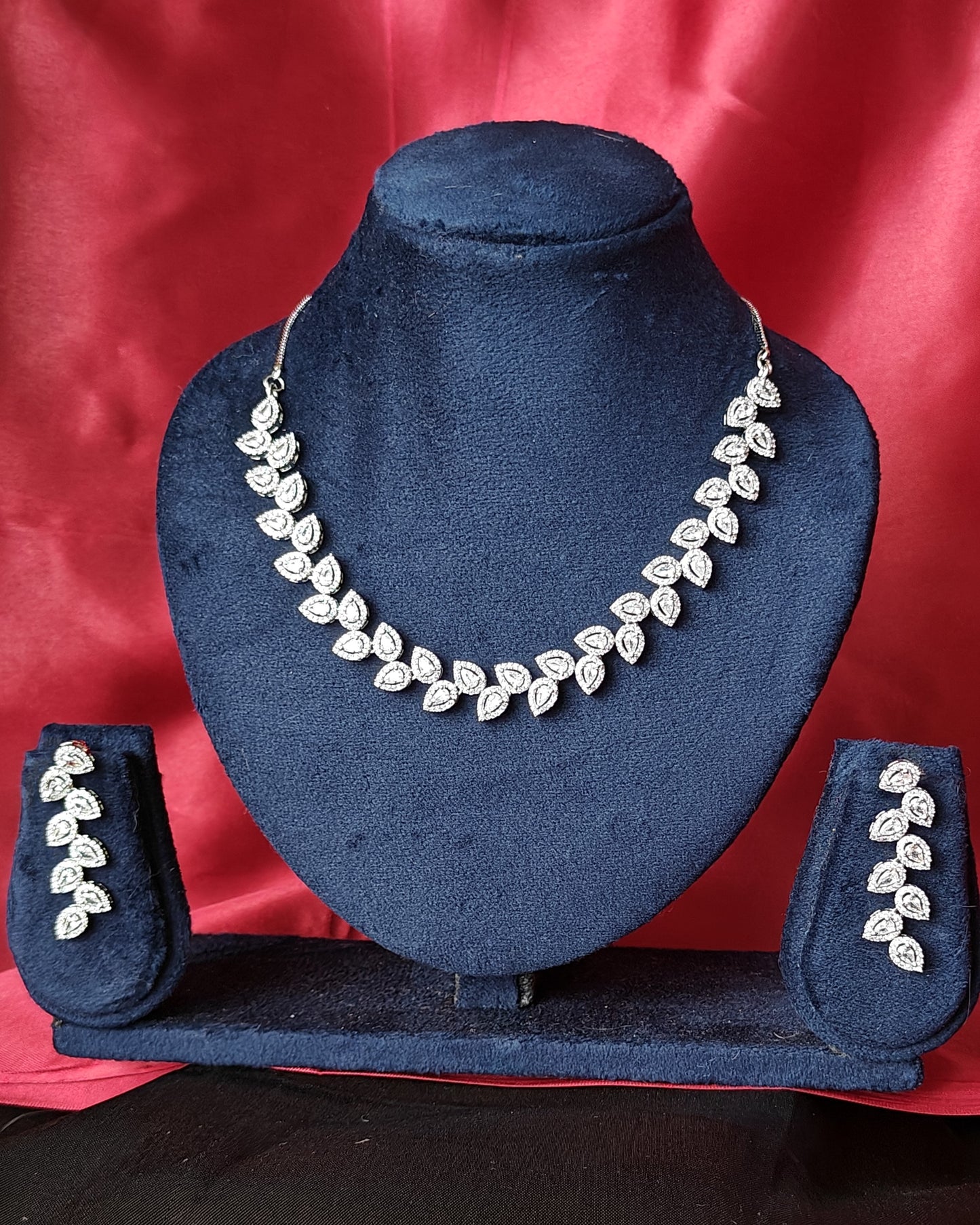 AD Necklace Set